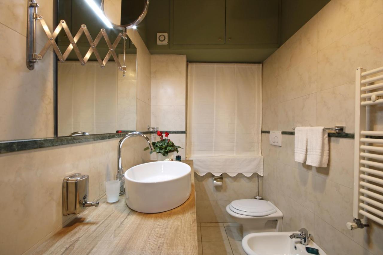 Boschetto Monti Apartment Rome Buitenkant foto