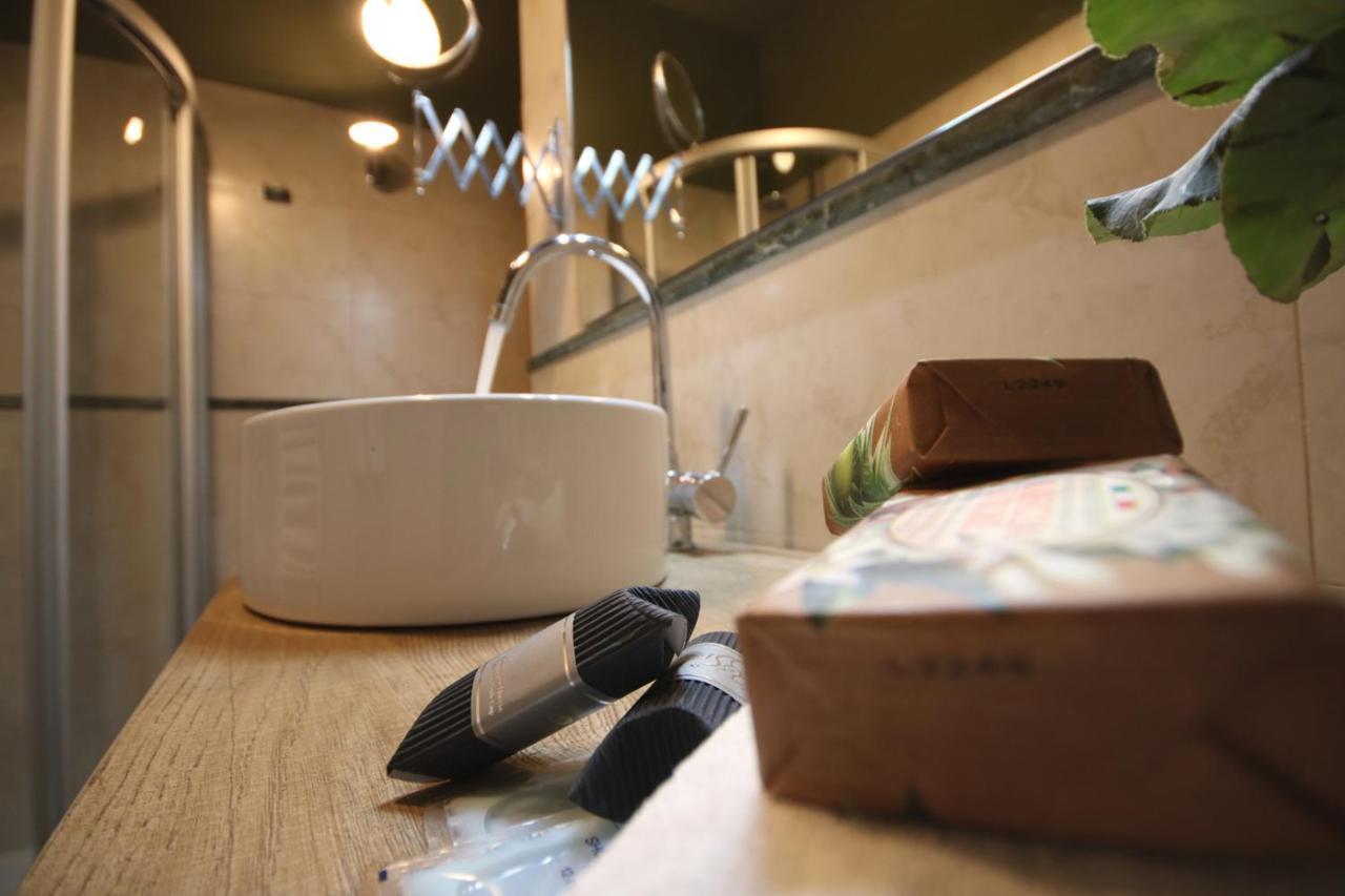 Boschetto Monti Apartment Rome Buitenkant foto